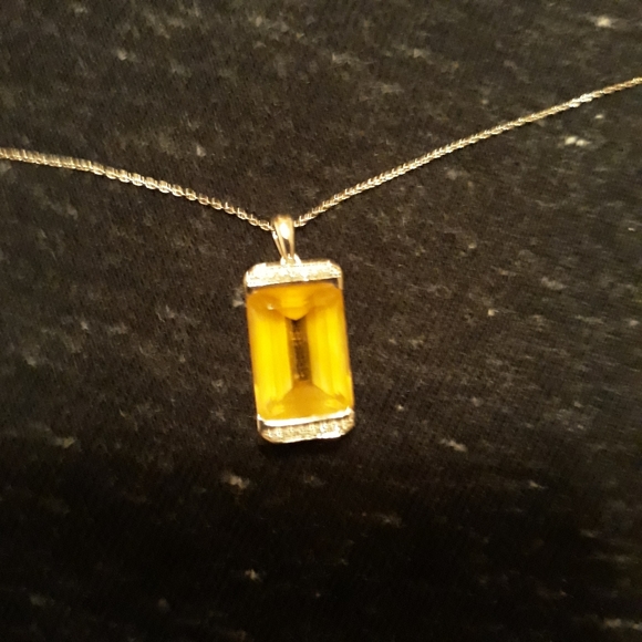 Yellow topaz necklace - Picture 1 of 2